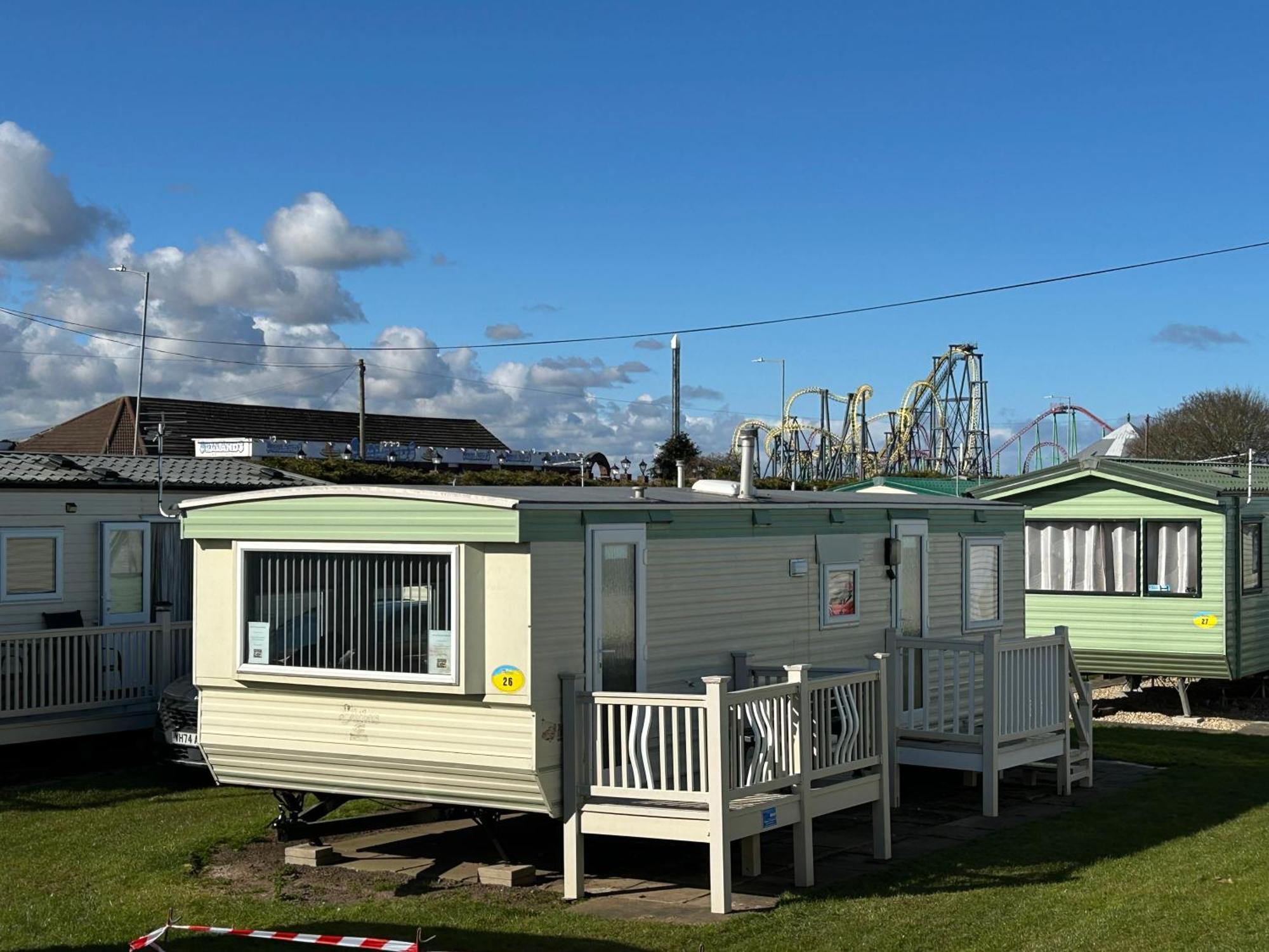 Baileys Caravan Hire - Sealands Plot 26 - Dog Friendly 잉골드멜스 외부 사진
